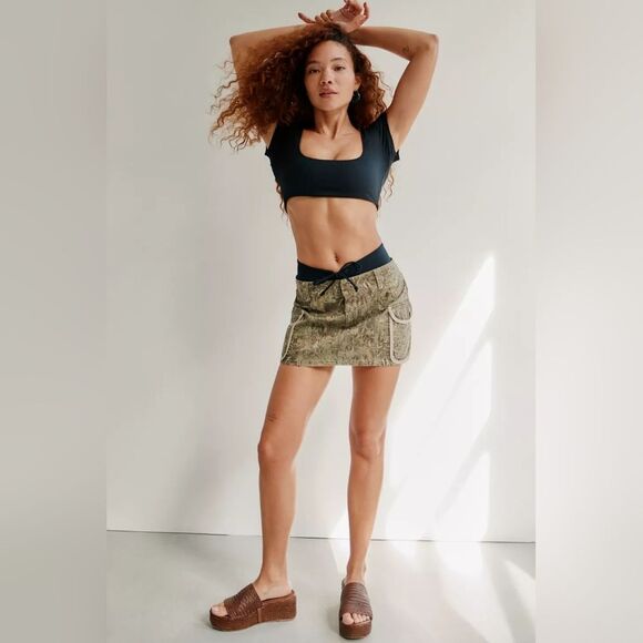 Year of Ours black Sleeved Swim bikini top size M - Picture 7 of 7